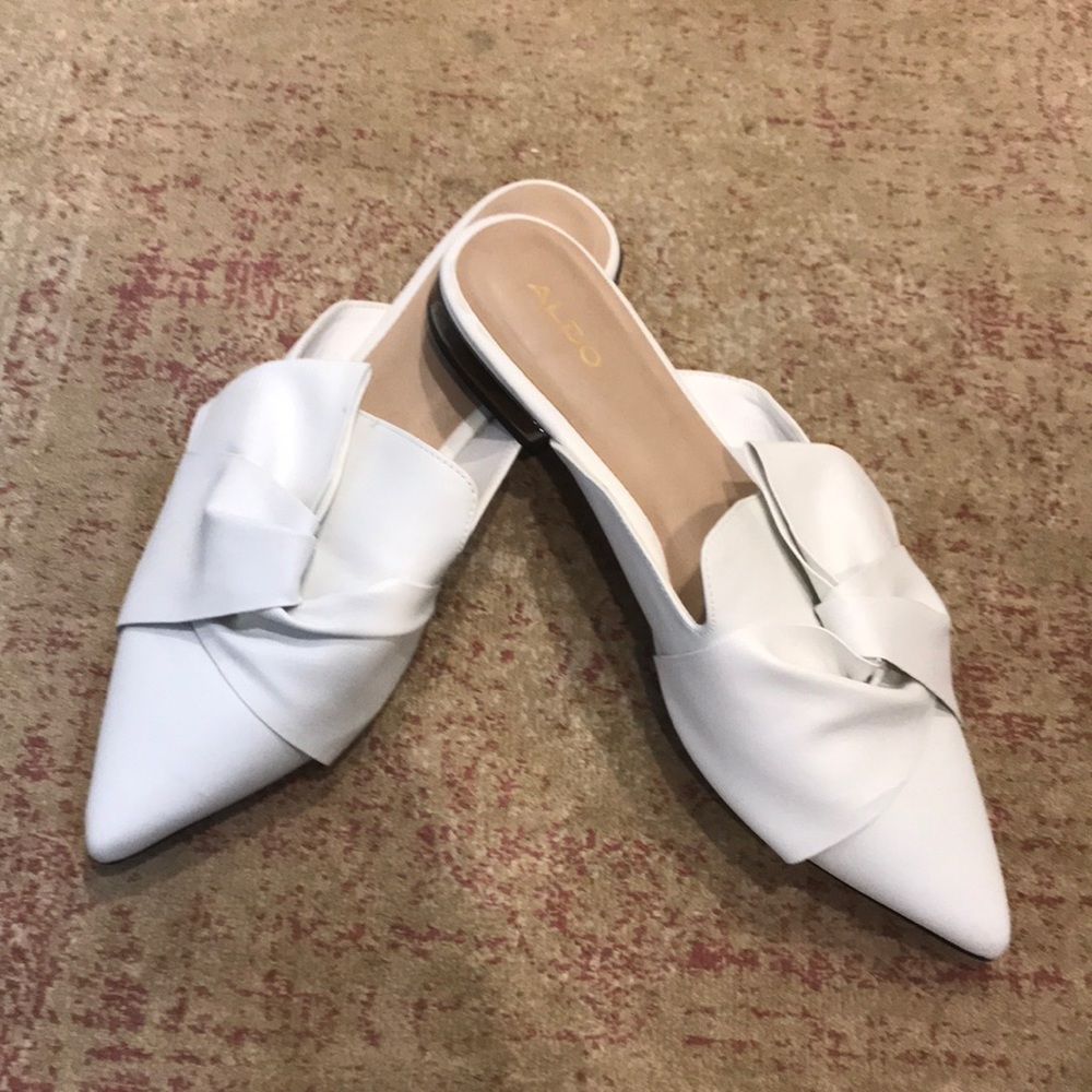 Woman’s shoes